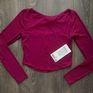 Lululemon NWT Ribbed long sleeve Twist-Back Yoga top
